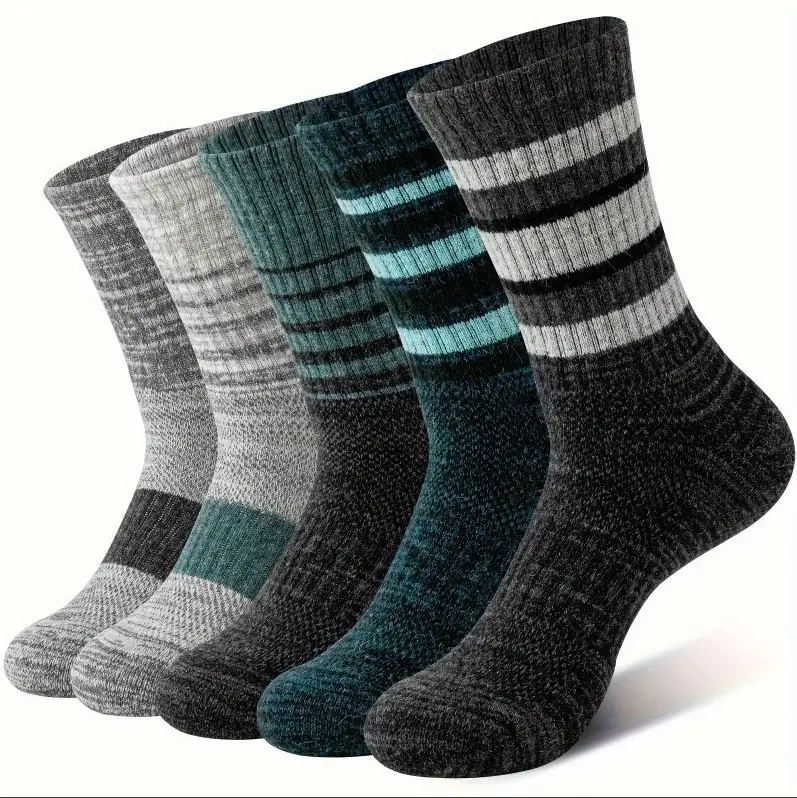 Autumn and Winter Thickeneded Warm Cotton Socks Terry Wool Socks Women's Deodorant Sweat-Absorbent Men's Socks Outdoor Sports Non-Slip Stockings