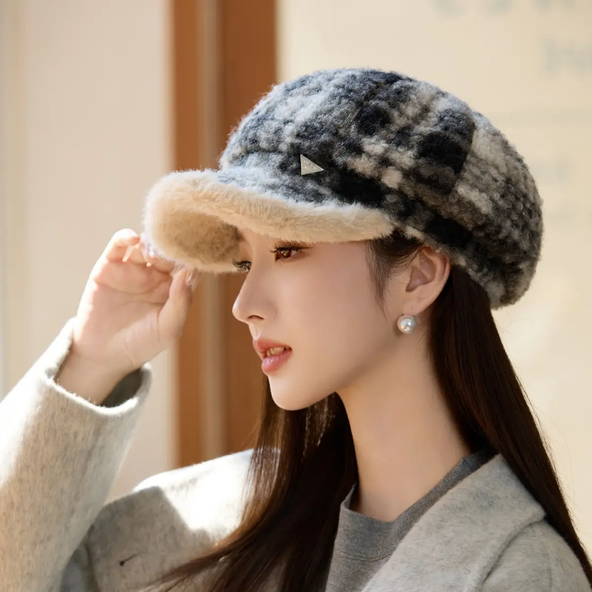Women Plush Plaid Duck Cap Autumn Winter Sun Hat - Image 8