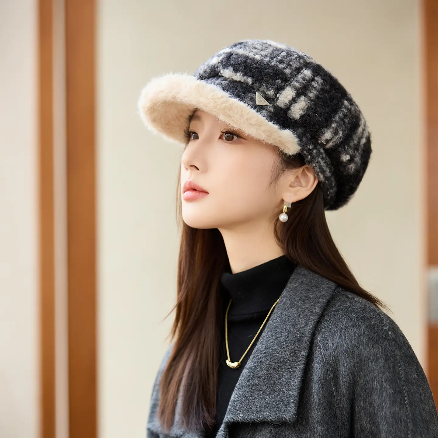 Women Plush Plaid Duck Cap Autumn Winter Sun Hat — feature 7