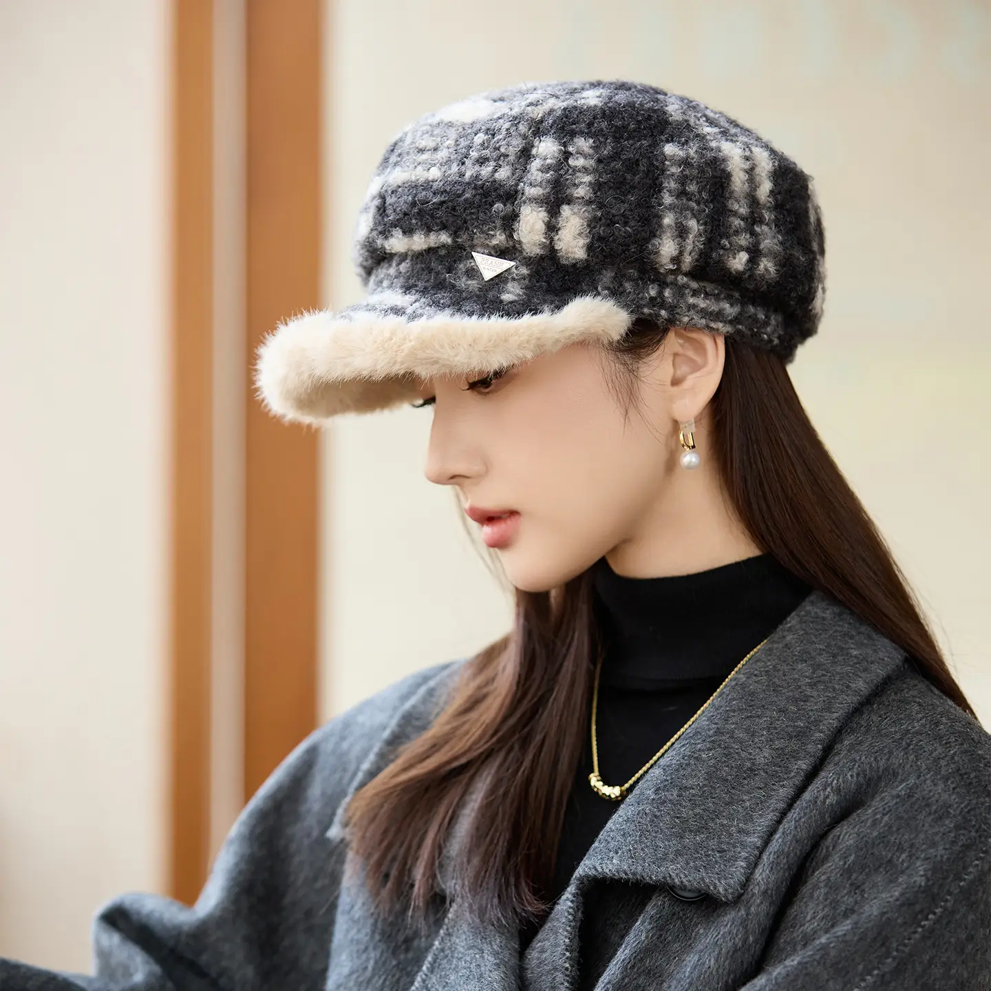 Women Plush Plaid Duck Cap Autumn Winter Sun Hat — feature 8