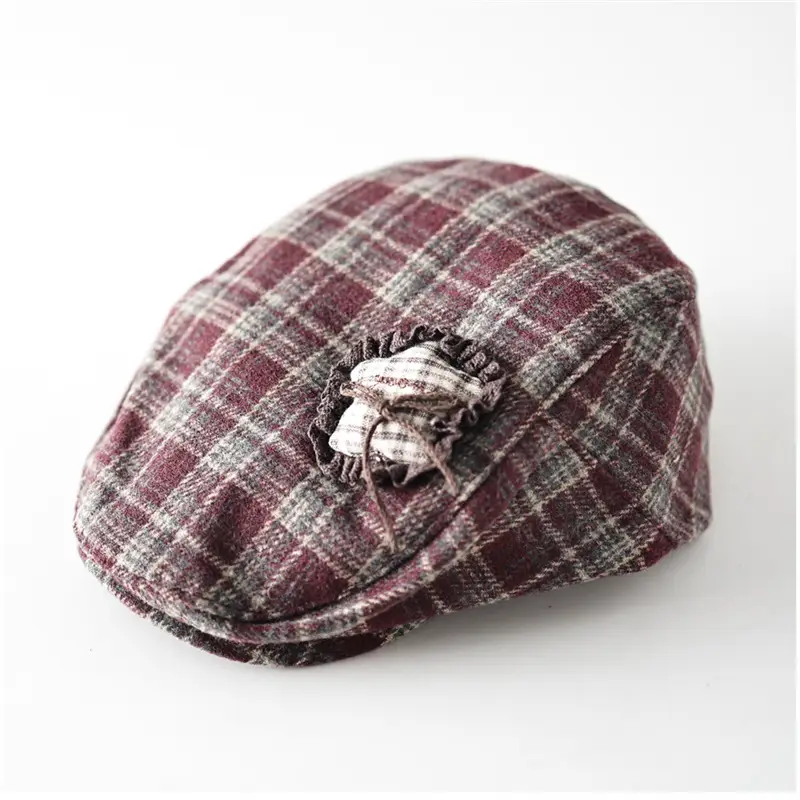 Women Retro Plaid Duckbill Hat with Smiley Button - Image 2