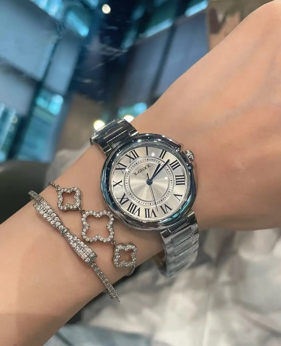 Swiss Same Style Women's Watch Niche Light Luxury Women's Fully Automatic Non-Mechanical Watch Waterproof High-End Gift for Girlfriend — feature 5
