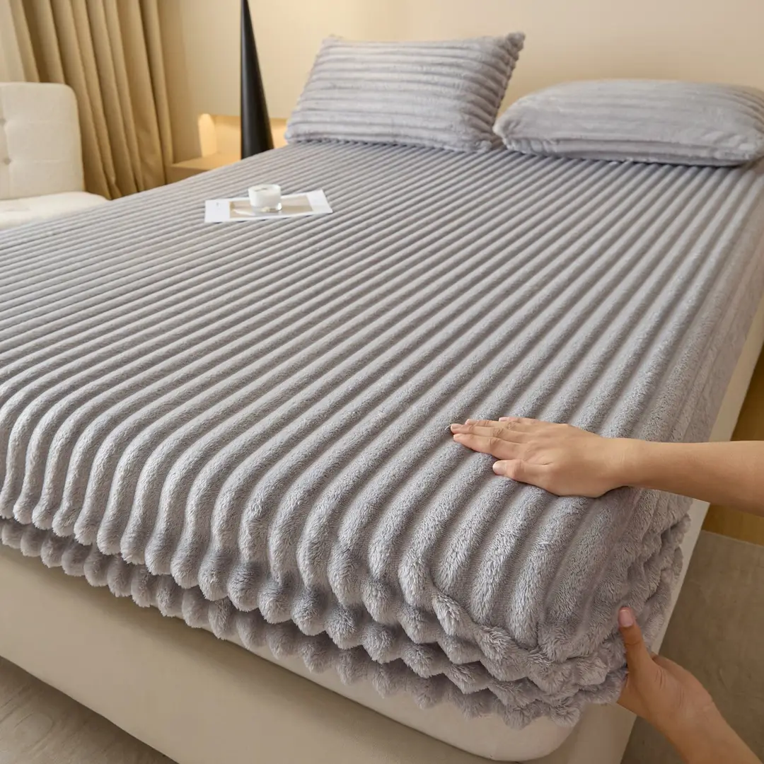 Autumn and Winter Striped Rabbit Plush Solid Color Fitted Sheet with Fleece Thickened Mattress Protector Cover