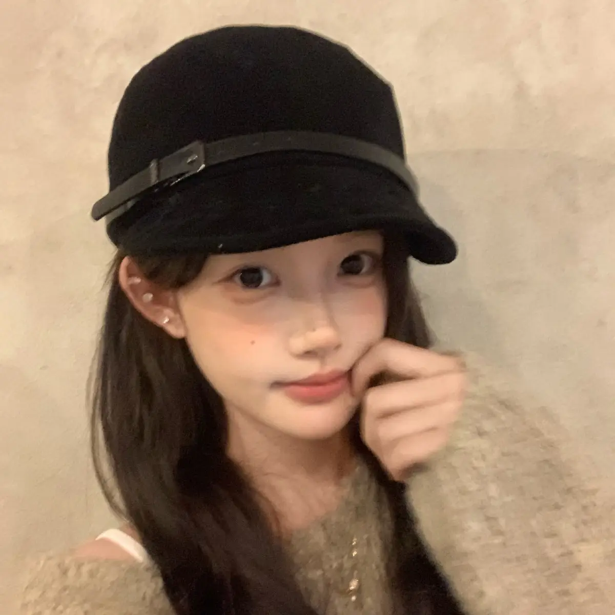 Women Suede Flat Cap with Leather Buckle Autumn Winter - Image 3