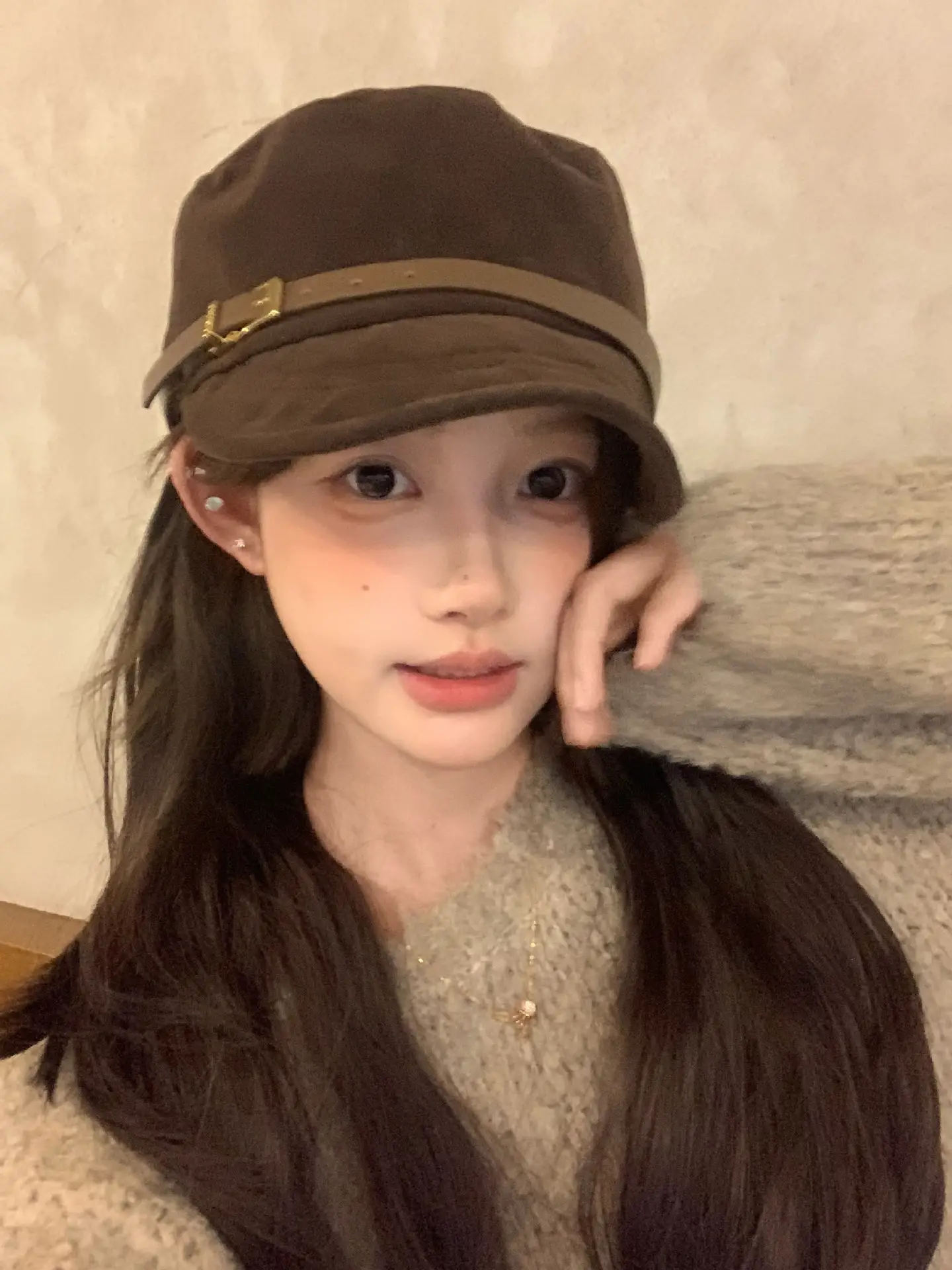 Women Suede Flat Cap with Leather Buckle Autumn Winter — feature 9