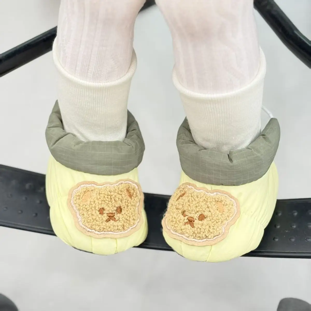 Baby Non-Falling Warm Shoes for Kids 0-1 Yrs — feature 1
