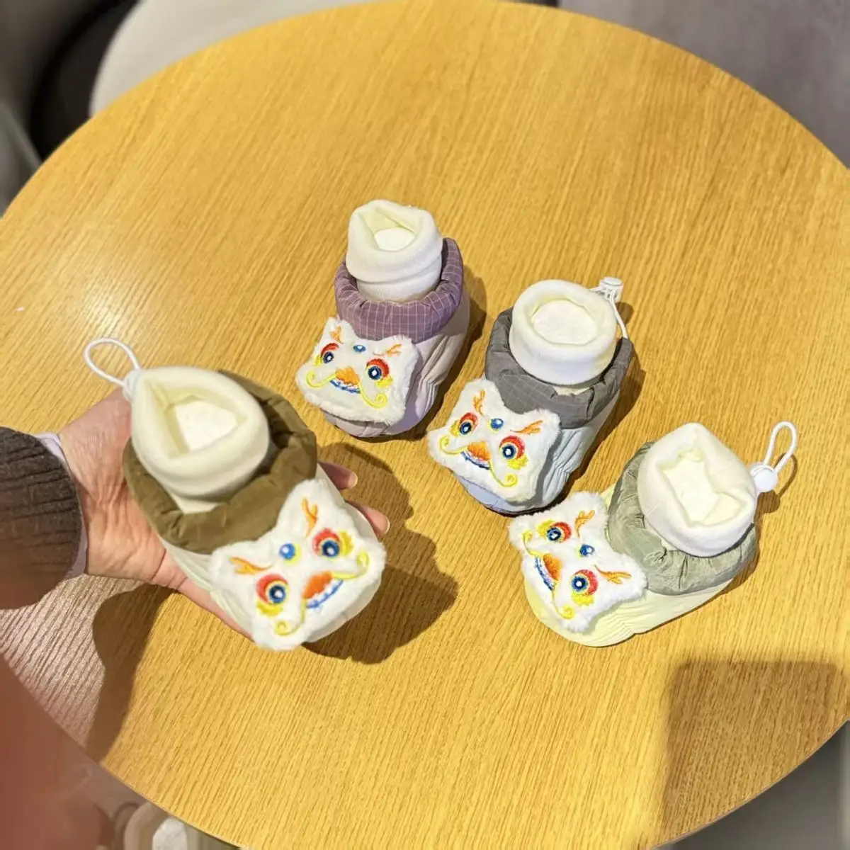 Baby Velvet Anti-Slip Socks with Cute Faces — feature 11