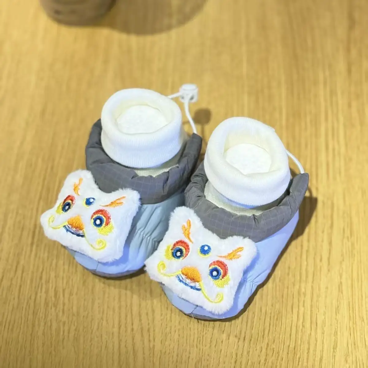 Baby Velvet Anti-Slip Socks with Cute Faces — feature 13