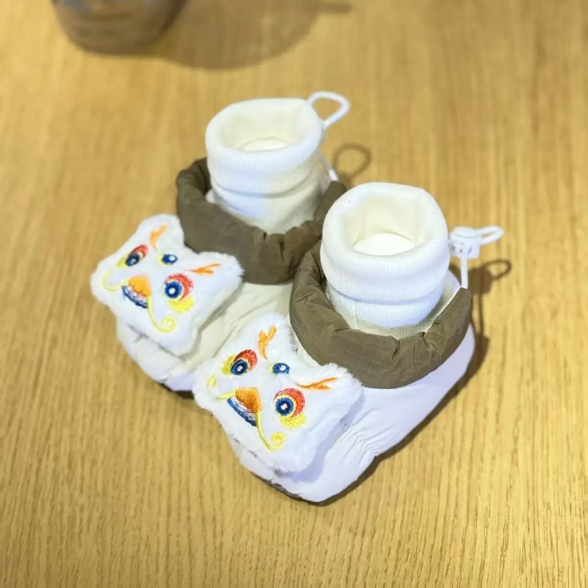 Baby Velvet Anti-Slip Socks with Cute Faces — feature 18