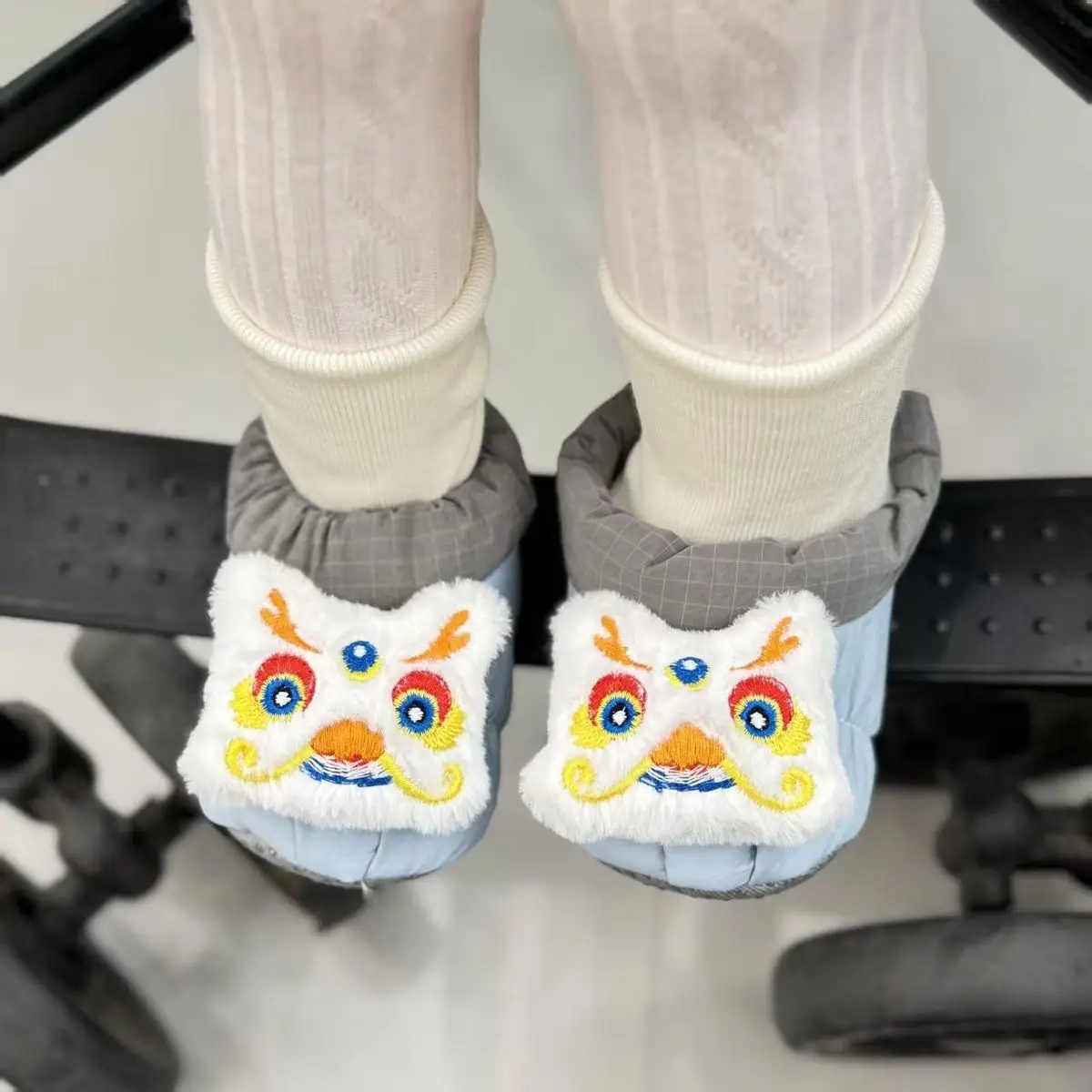 Baby Velvet Anti-Slip Socks with Cute Faces — feature 24