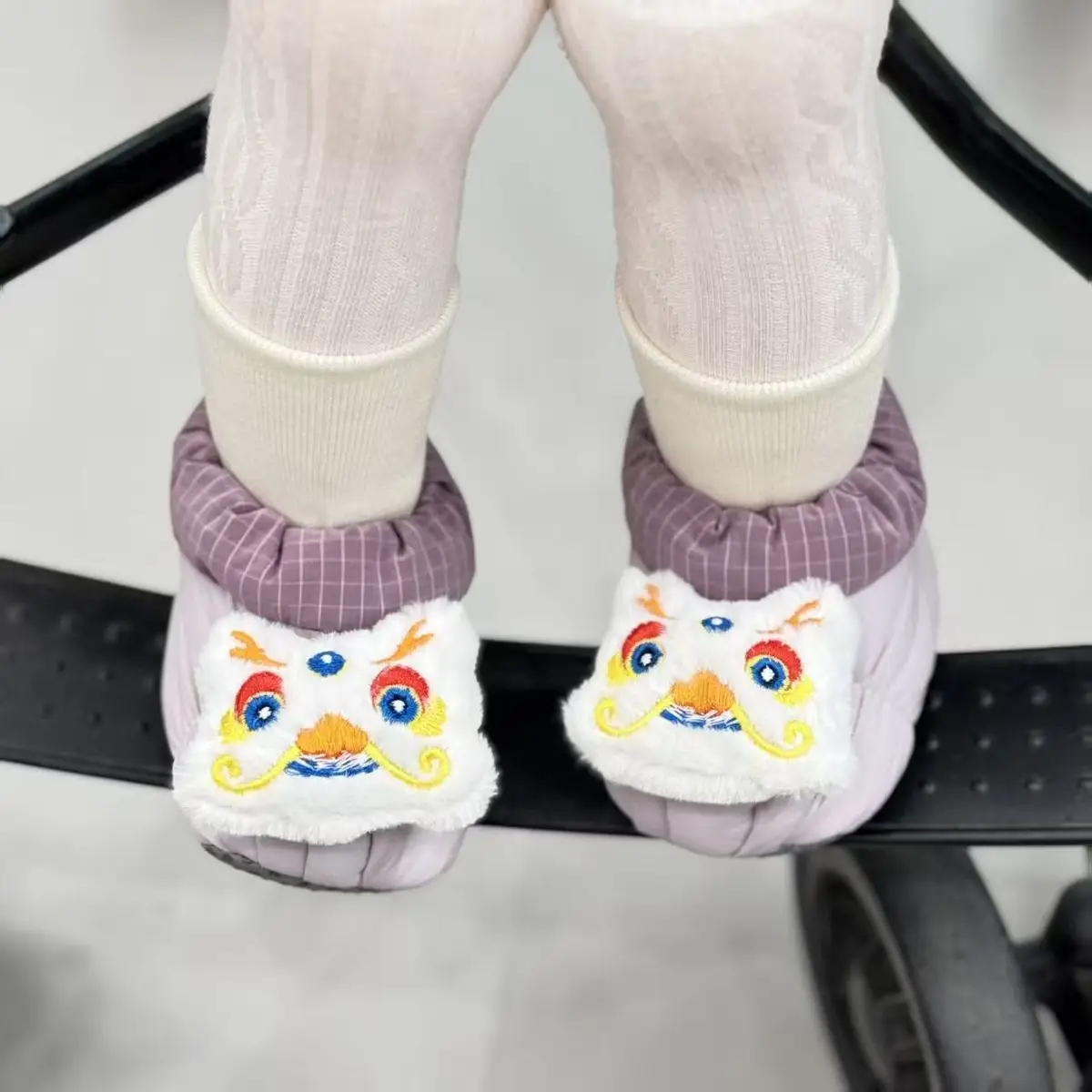 Baby Velvet Anti-Slip Socks with Cute Faces — feature 26
