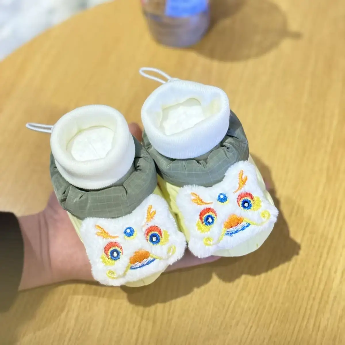 Baby Velvet Anti-Slip Socks with Cute Faces — feature 28