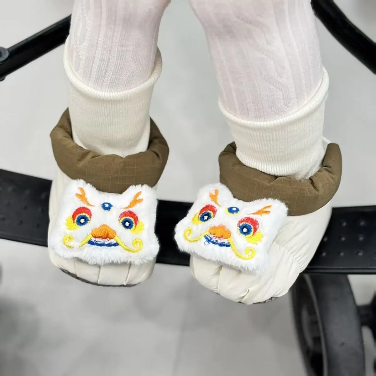 Baby Velvet Anti-Slip Socks with Cute Faces — feature 31