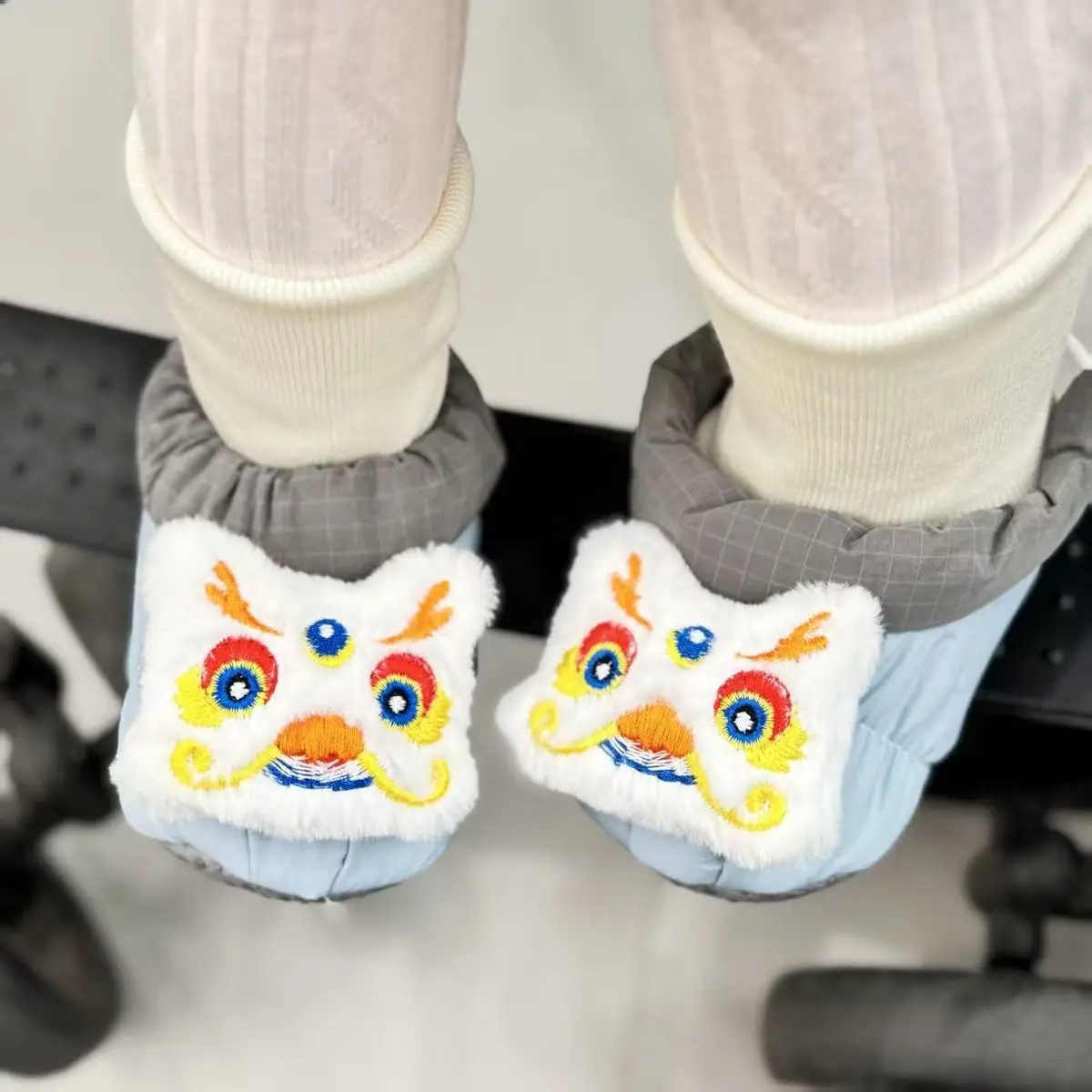 Baby Velvet Anti-Slip Socks with Cute Faces — feature 36