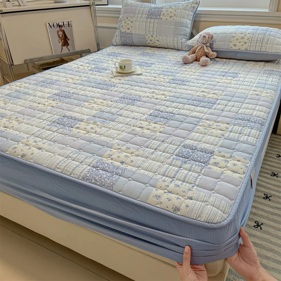 Class a Waterproof Fitted Sheet with Wrinkled Yarn Print, Quilted and Thickened, Dustproof, Non-Slip, Urine-Proof Mattress Protector for Simmons Mattresses