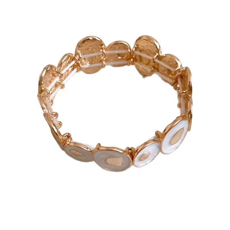 European and American Metal Heavy Industry Open Bracelet New Fashion Exquisite Attendance Armband Accessible Luxury High-End Design Hand Jewelry for Women