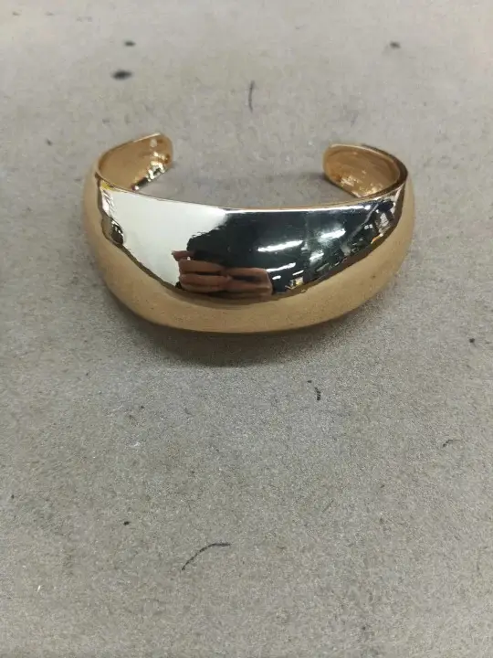 European and American Metal Heavy Industry Open Bracelet New Fashion Exquisite Attendance Armband Accessible Luxury High-End Design Hand Jewelry for Women