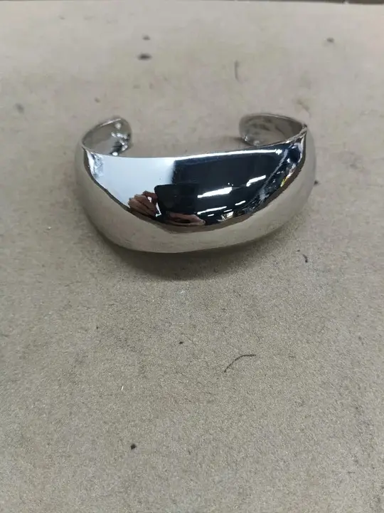 European and American Metal Heavy Industry Open Bracelet New Fashion Exquisite Attendance Armband Accessible Luxury High-End Design Hand Jewelry for Women
