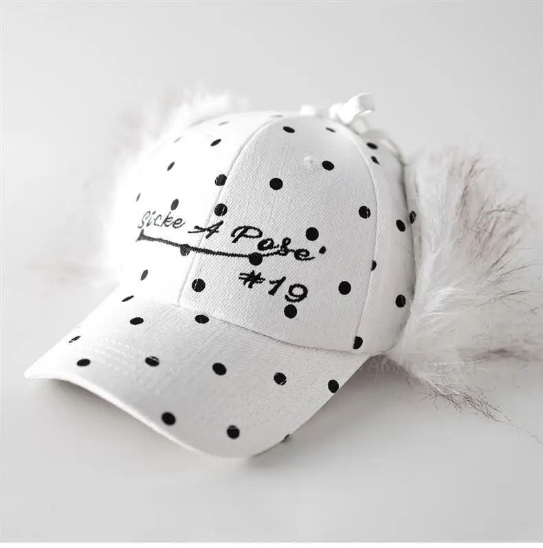 Winter Letter Embroidered Cap for Men Women — feature 1
