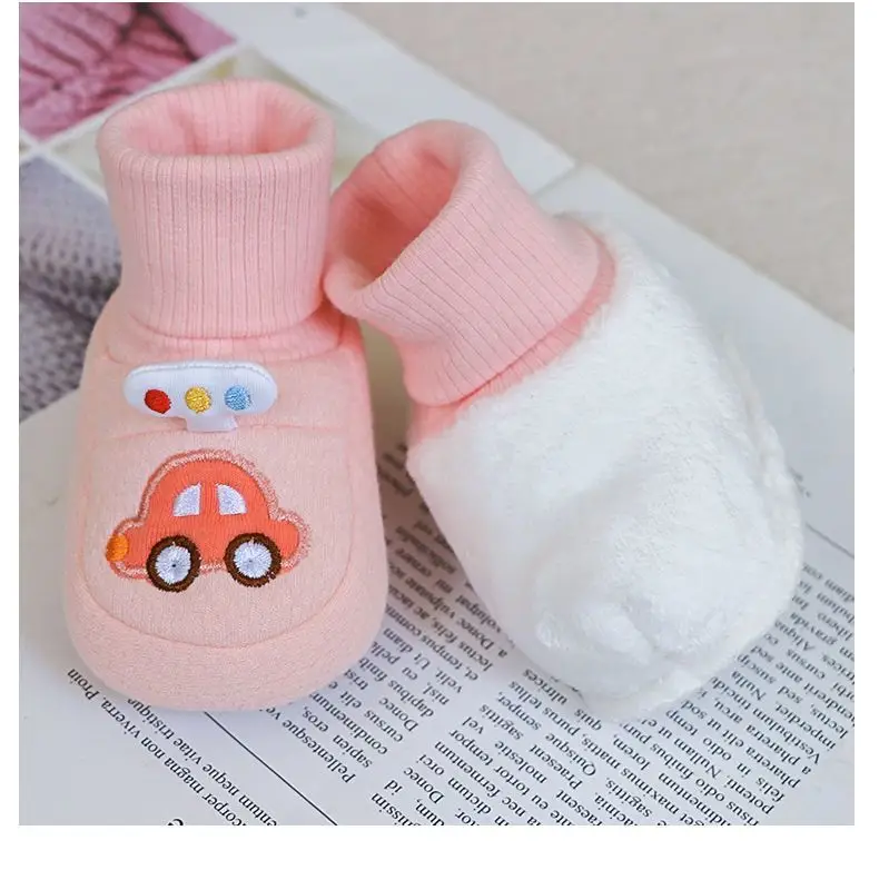 Baby Fleece Lined Winter Shoes 0-6 Months Cute Embroidered — feature 4