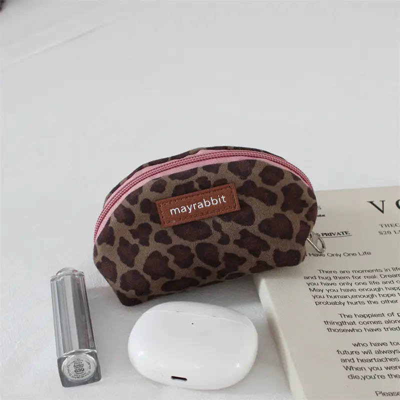 Retro Leopard Print Suede Coin Purse Large Storage Bag — feature 9