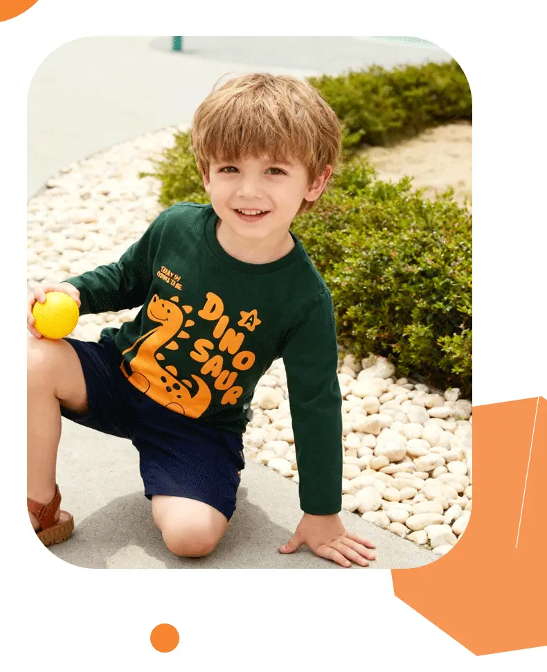 Kids Long Sleeve Printed T-Shirt Green Bear Design — feature 6