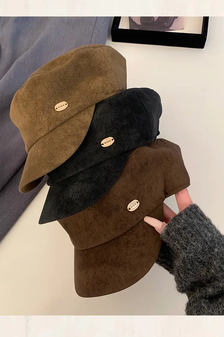 Vintage Suede Beret Hat for Women Large Head Circumference Flat Top Equestrian — feature 10