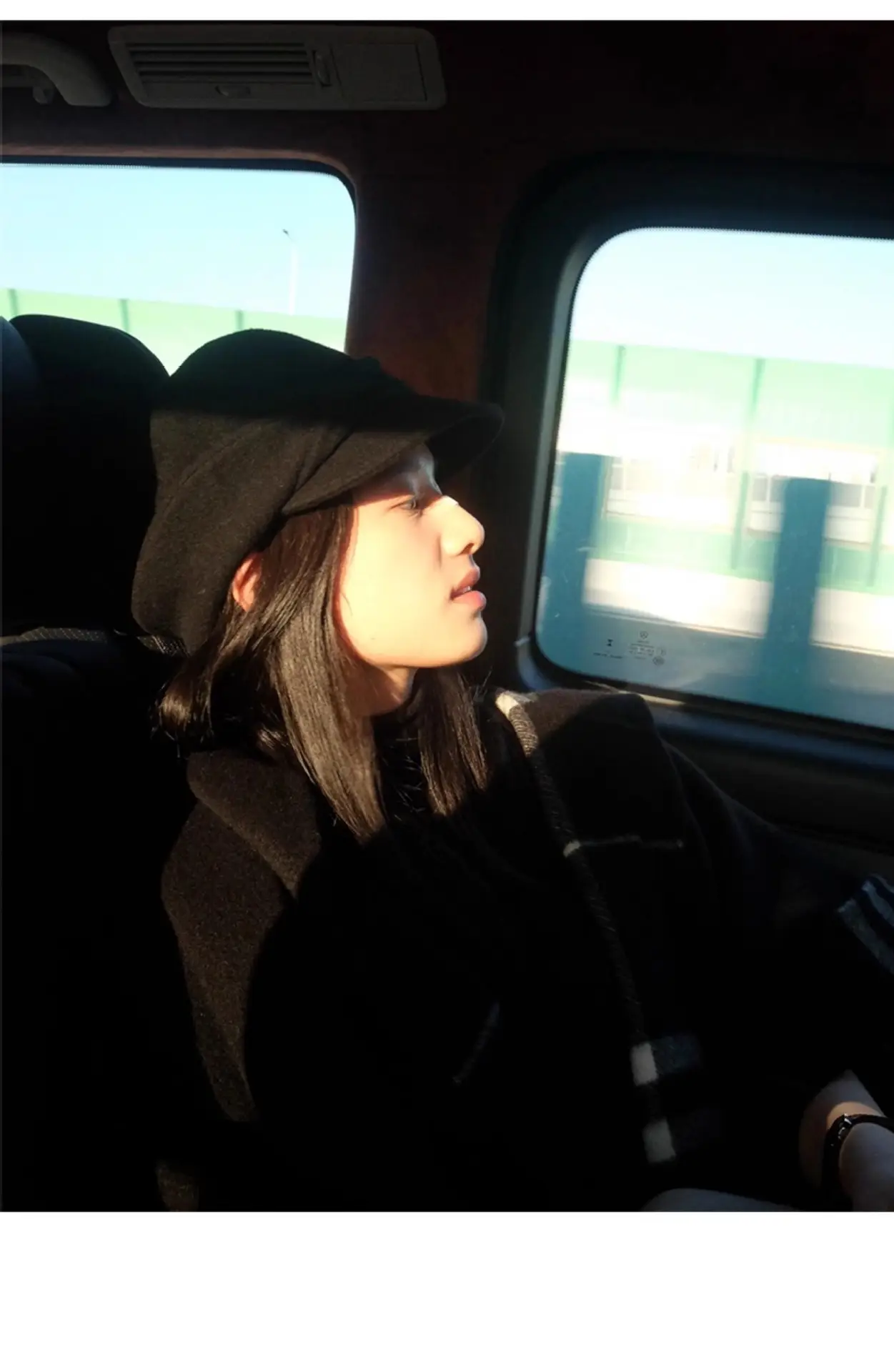 Women Black Wool Beret Peaked Cap Winter Warm — feature 3