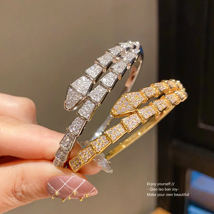 18K Real Gold Electroplated Snake-Shaped Splicing Buckle Bracelet Retro Fashion Elegant Bracelet Accessible Luxury High-End Jewelry for Women