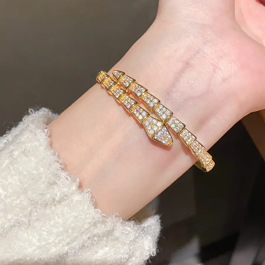 18K Real Gold Electroplated Snake-Shaped Splicing Buckle Bracelet Retro Fashion Elegant Bracelet Accessible Luxury High-End Jewelry for Women — feature 20