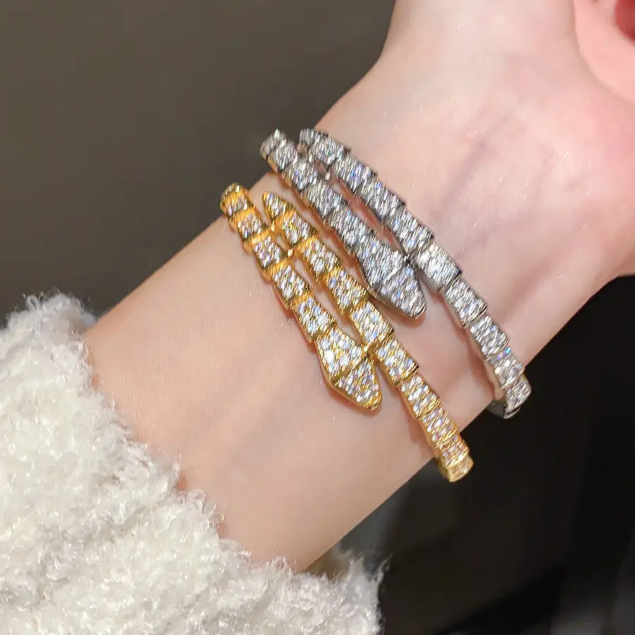 18K Real Gold Electroplated Snake-Shaped Splicing Buckle Bracelet Retro Fashion Elegant Bracelet Accessible Luxury High-End Jewelry for Women — feature 8