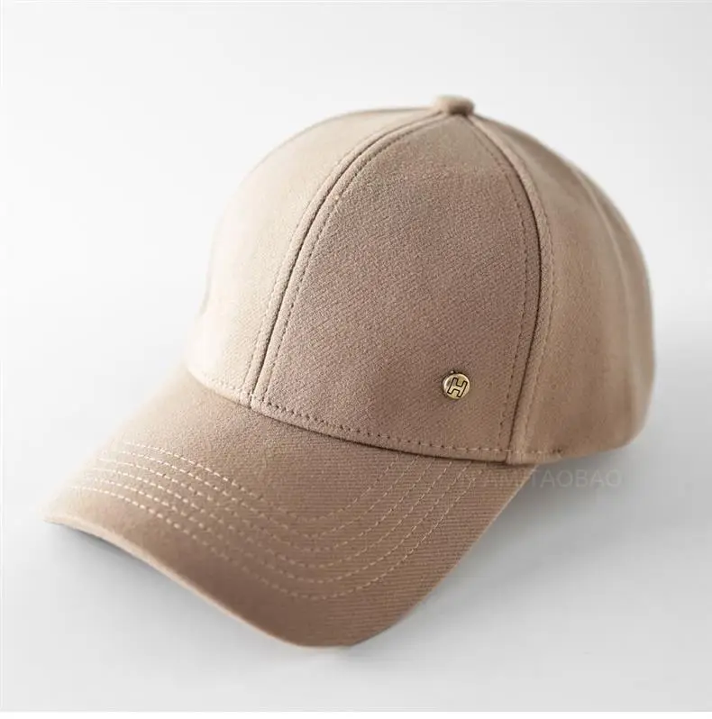 Maroon Baseball Cap for Men Women Sunshade Clothing — feature 1
