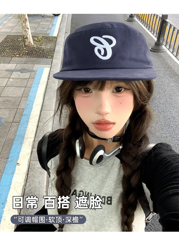 Women Duckbill Cap Black Blue Embroidered Early Autumn — feature 4