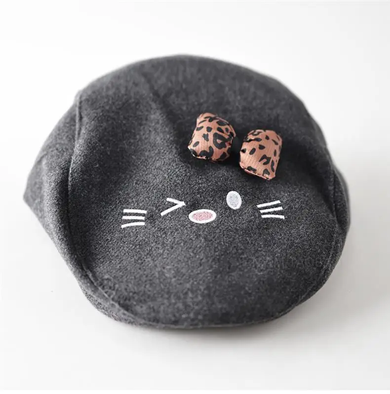 Women Woolen Cat Bow Cap Brown Face Show — feature 1