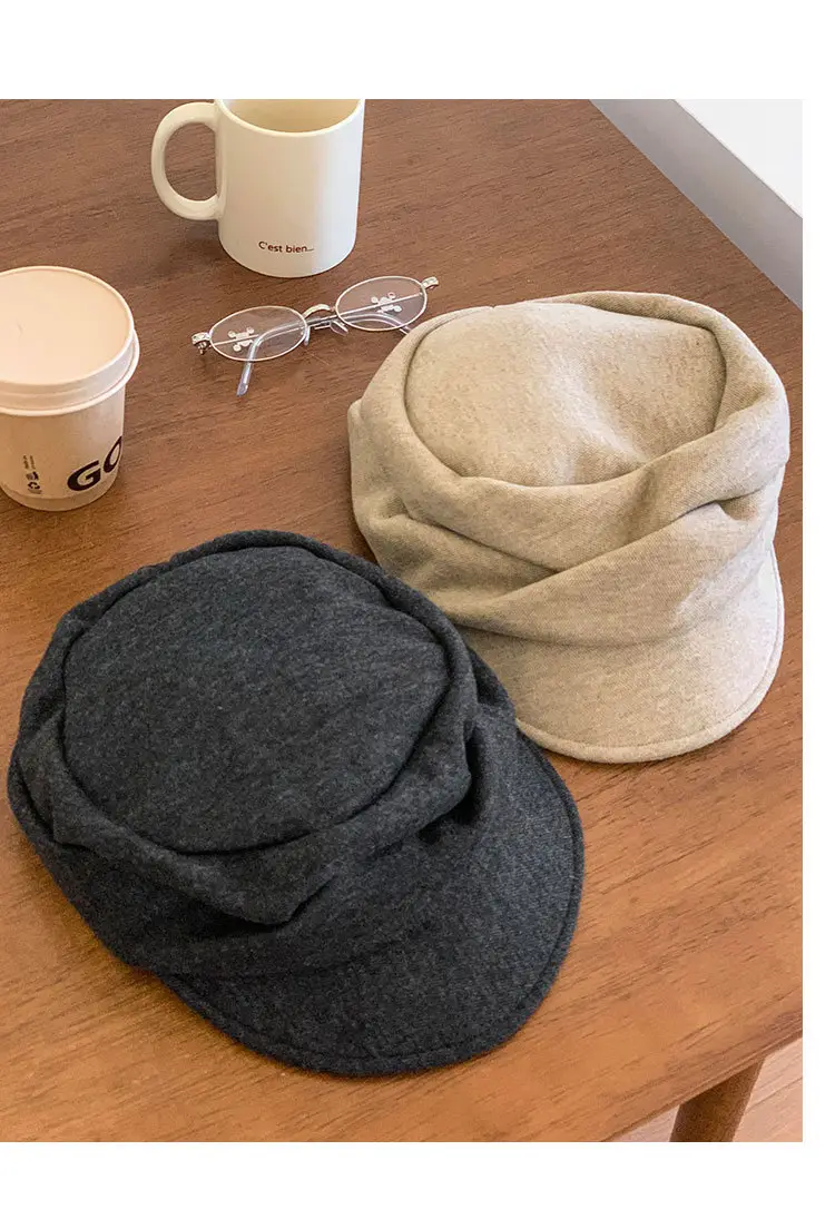 Women Winter Mountain Beret Hat Gray Duck Cap — feature 12