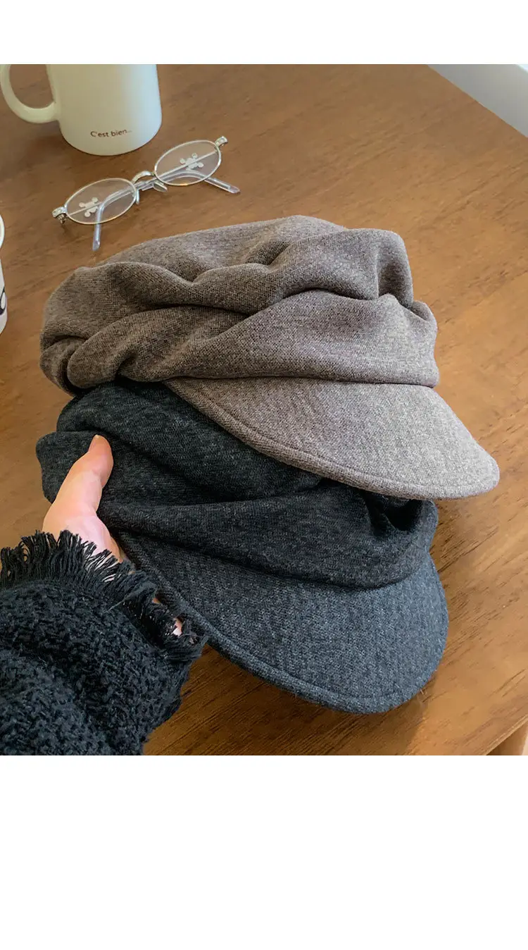Women Winter Mountain Beret Hat Gray Duck Cap — feature 13