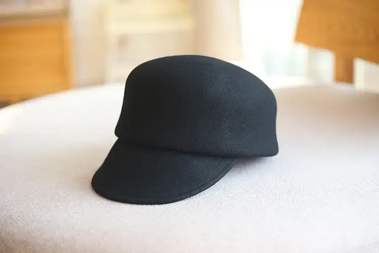Men Woolen Winter Equestrian Cap Tan — feature 12