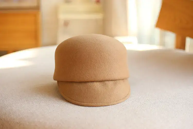 Men Woolen Winter Equestrian Cap Tan — feature 18