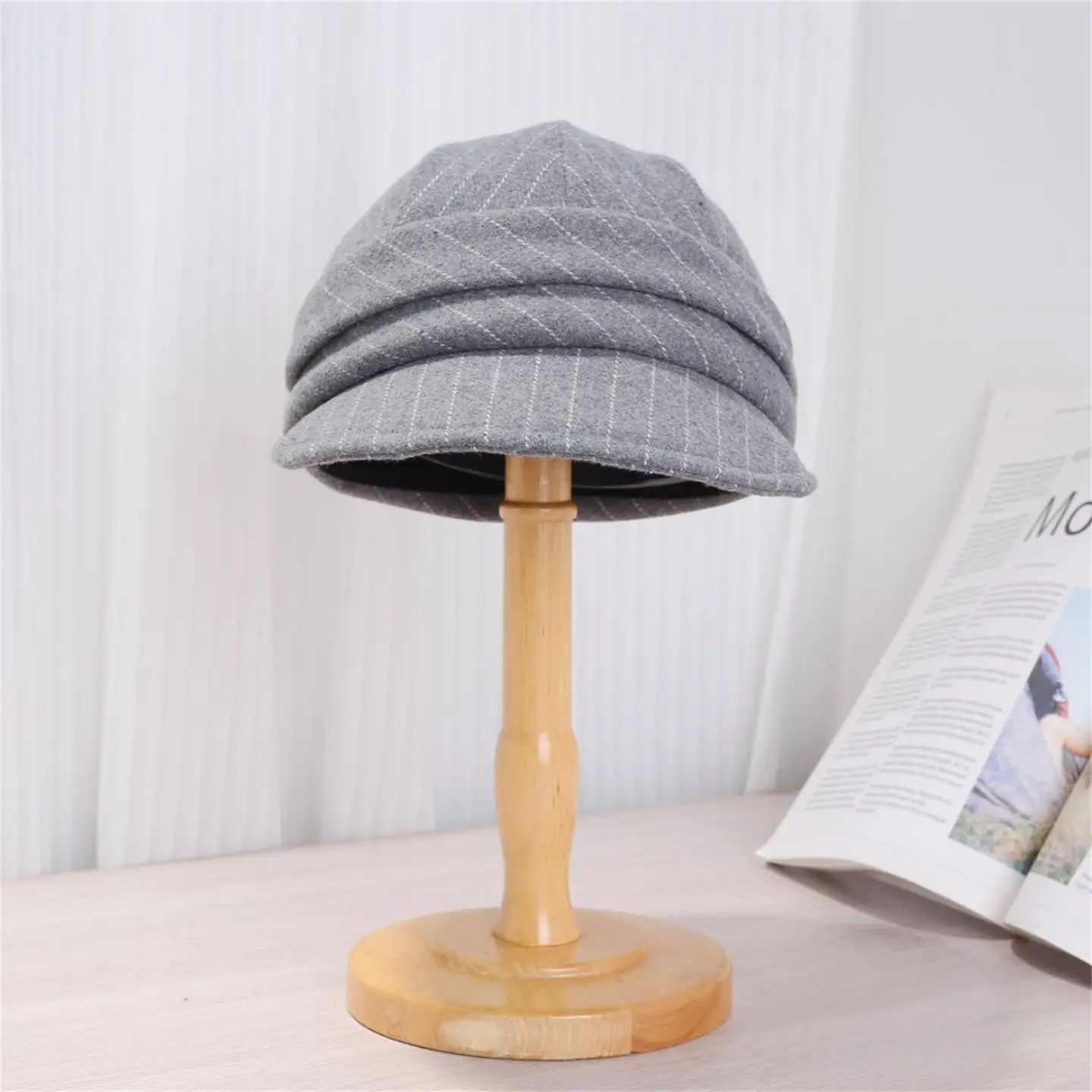Women Striped Duckbill Cap Autumn Winter Warm Beret — feature 3