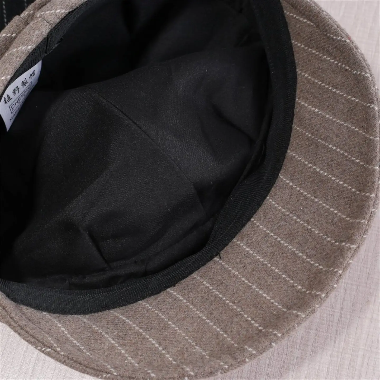 Women Striped Duckbill Cap Autumn Winter Warm Beret — feature 5