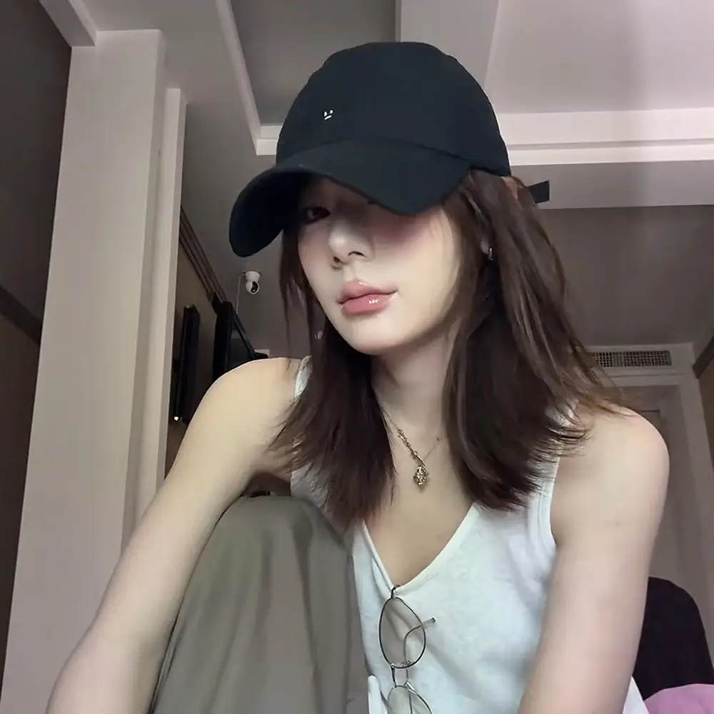 2025 New Minimalist Baseball Cap Oversized Deep Duckbill
