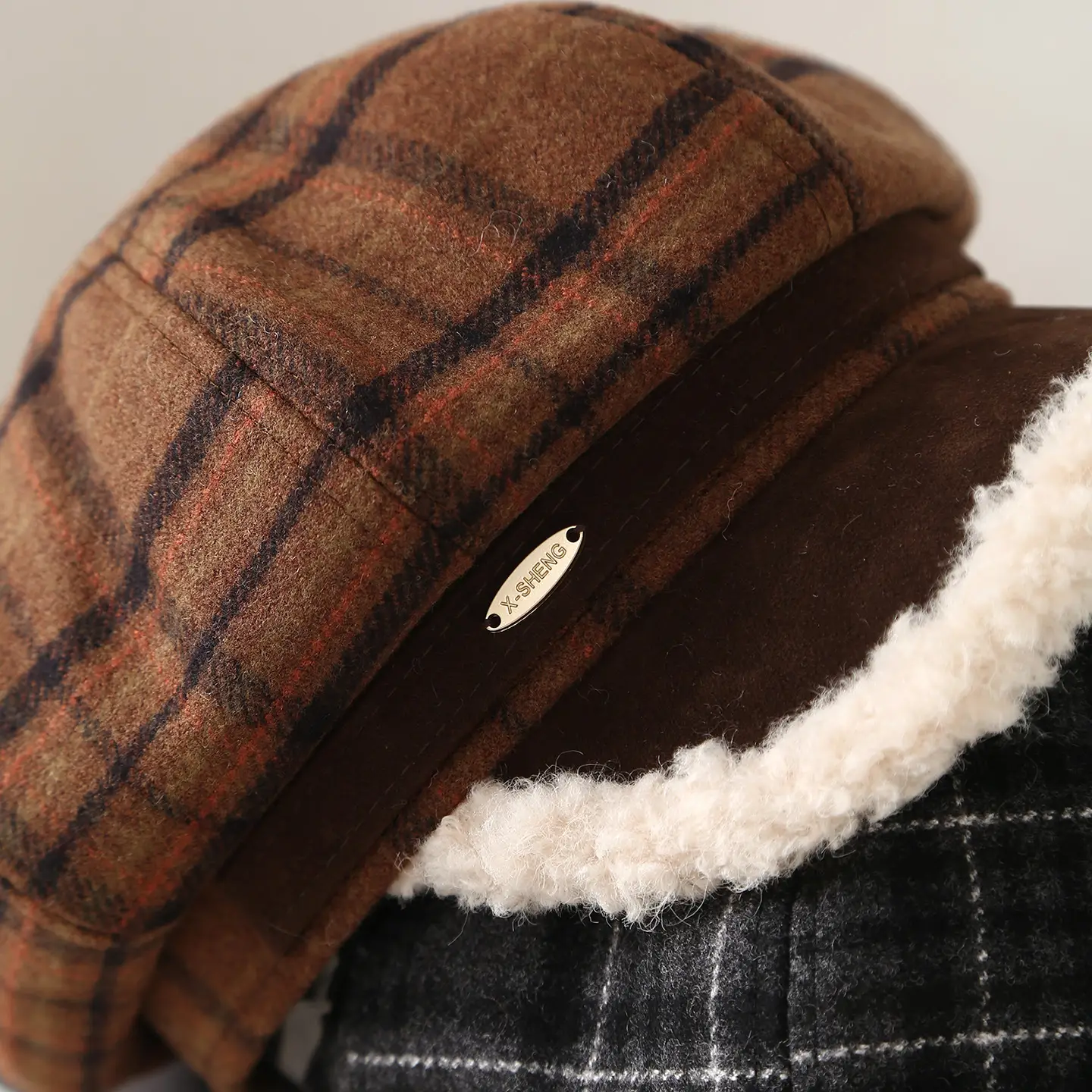 Japanese Plaid Warm Beret for Women Autumn Winter Brown — feature 6