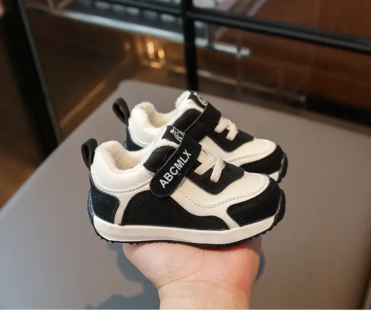 Baby Boy Winter Warm Sneakers Green White Soft Sole — feature 20