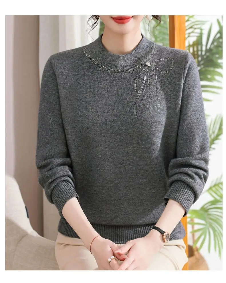 Winter Mom's Outfit with Fleece Sweater, Thickened Women's Knitwear, Integrated Fleece Warm Top, Stylish Mother-In-Law Base Shirt — feature 16