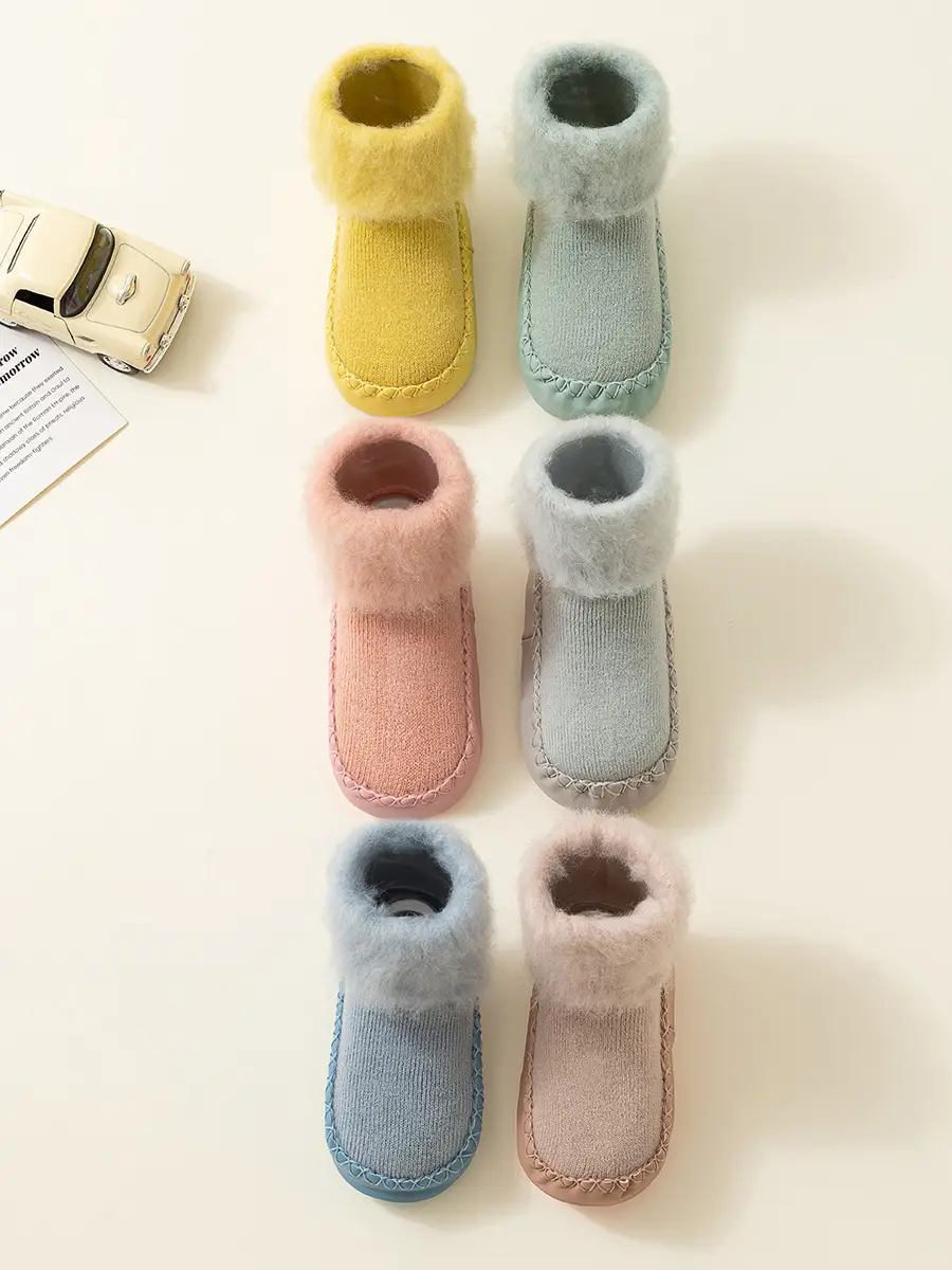 25 Winter Kids Velvet Mid-Calf Floor Socks - Image 10
