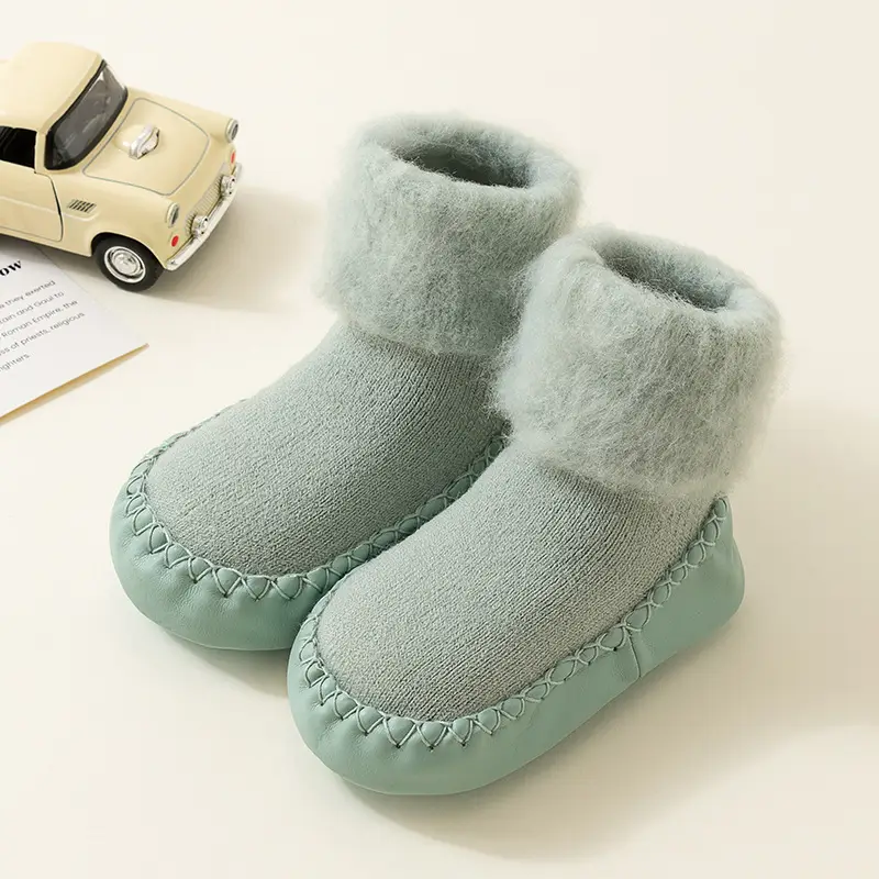 25 Winter Kids Velvet Mid-Calf Floor Socks