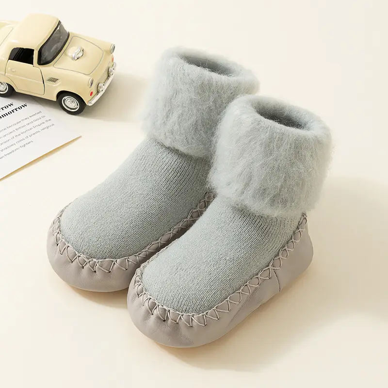 25 Winter Kids Velvet Mid-Calf Floor Socks - Image 3