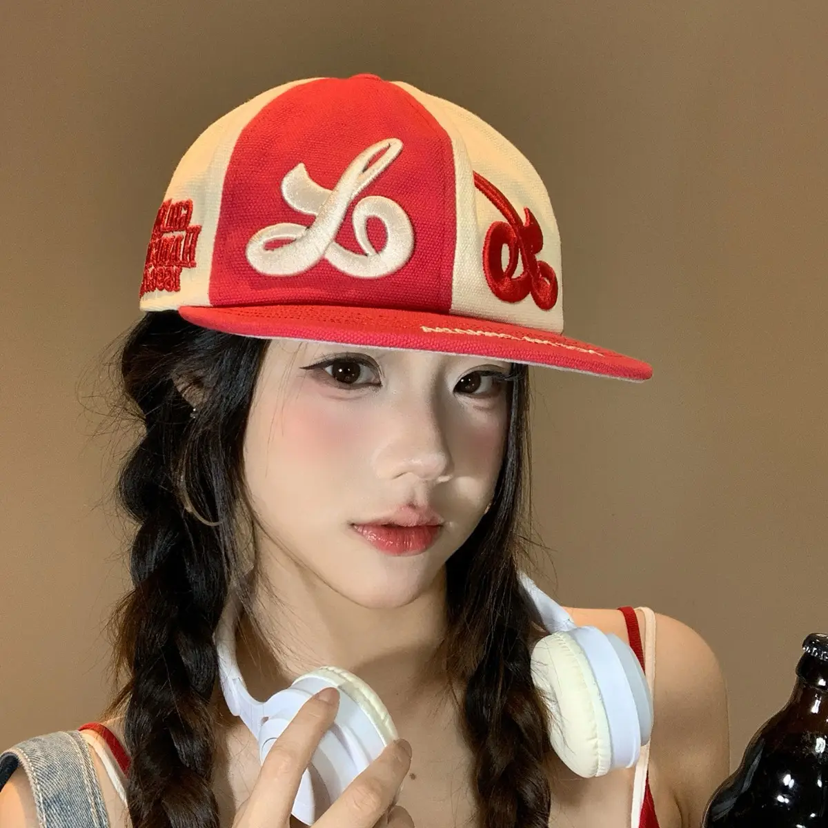 Women Retro Embroidered Baseball Cap with Large Head Circumference - Image 5