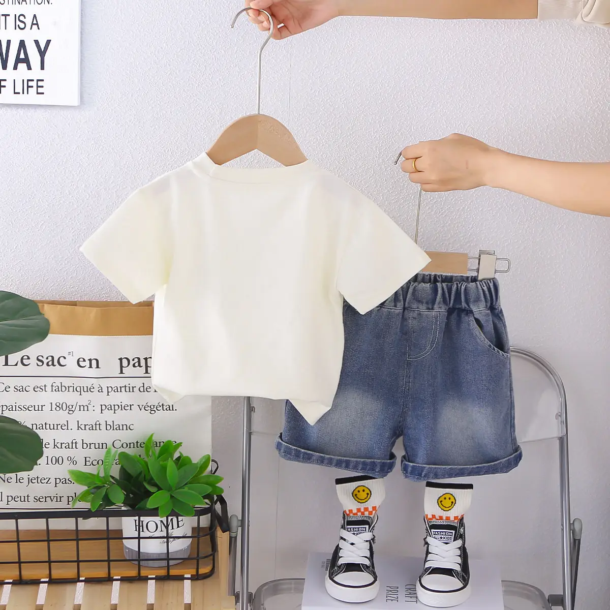 2026 Kids Cartoon T-Shirt Shorts Set White Black Shorts - Image 4