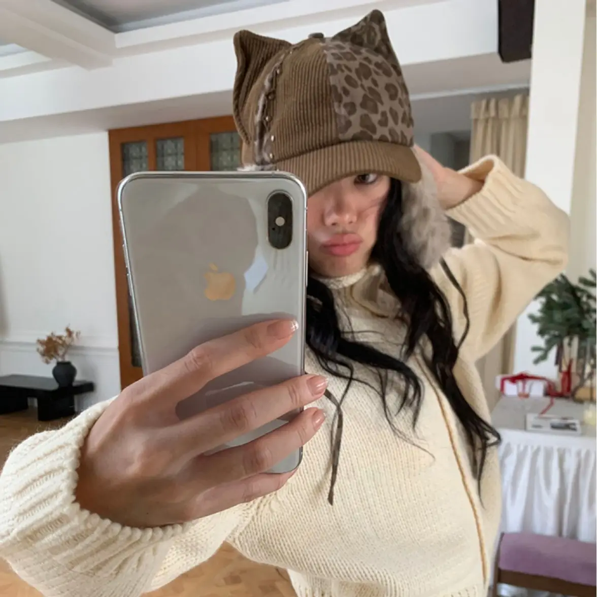 Women's Winter Leopard Print Plush Cat Ear Cap - Image 5